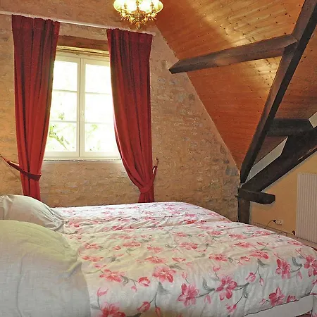 Villa Holiday Compostella 1 *